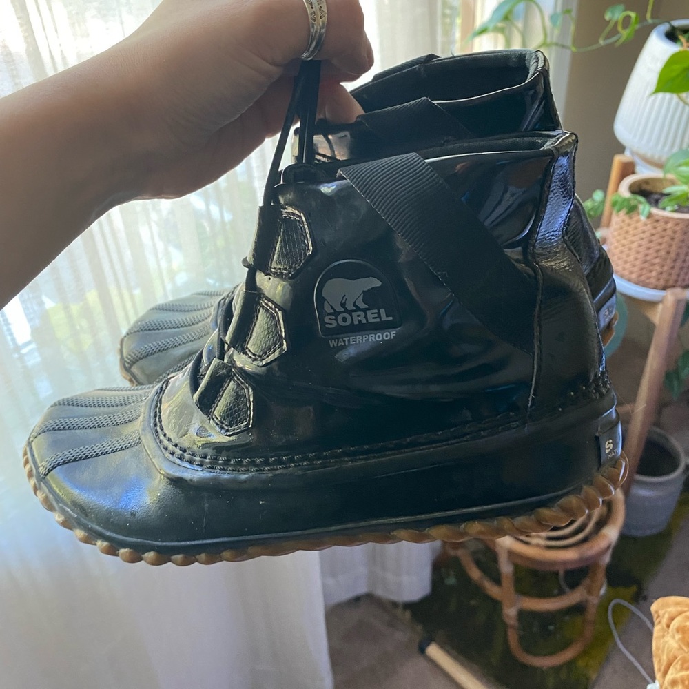 Sorel rain booties